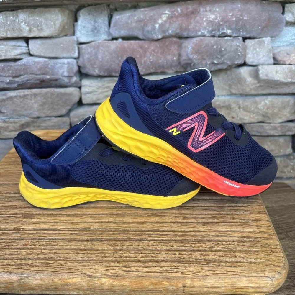 New Balance Toddlers' Fresh Foam Arishi v4 Black Sneakers, Boys' 10